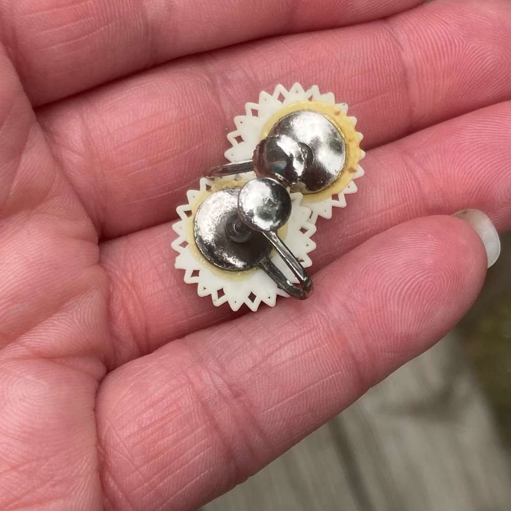 Vintage Celluloid Tiny Shells Rhinestone Screwbac… - image 3